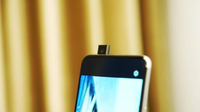 荣耀X10超能旗舰评测:5G+性能+设计+影像,哪点更吸引你?