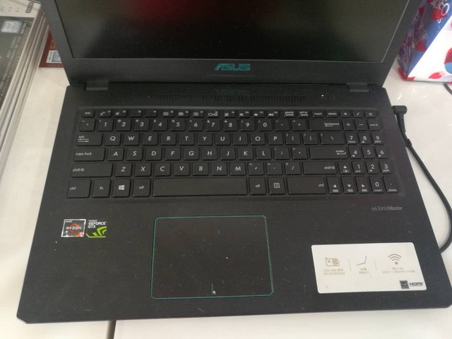 好久没遇到散热如此快的本本了,华硕yx570大赞