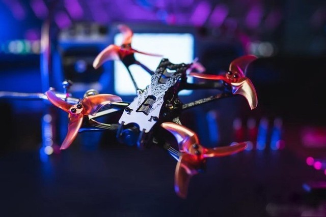 首页 航拍仪(无人机) 穿越机萌进阶指南:银燕freestyl.