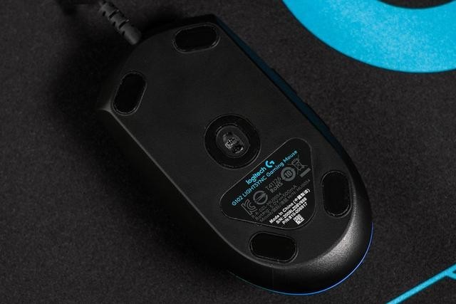 罗技G102第二代游戏鼠标评测：罗技+流光+低价，这还不香？