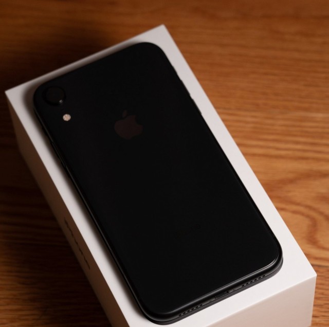 黑色iphonexr到手感觉很不错啊