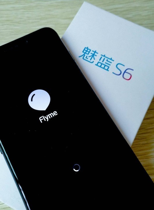 魅族魅蓝s6高颜值的手机