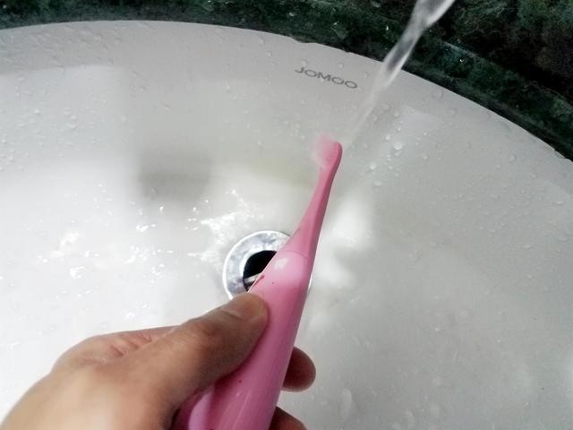 适合孩子的牙刷很重要:佳洁士S7000K儿童智能电动牙刷评测