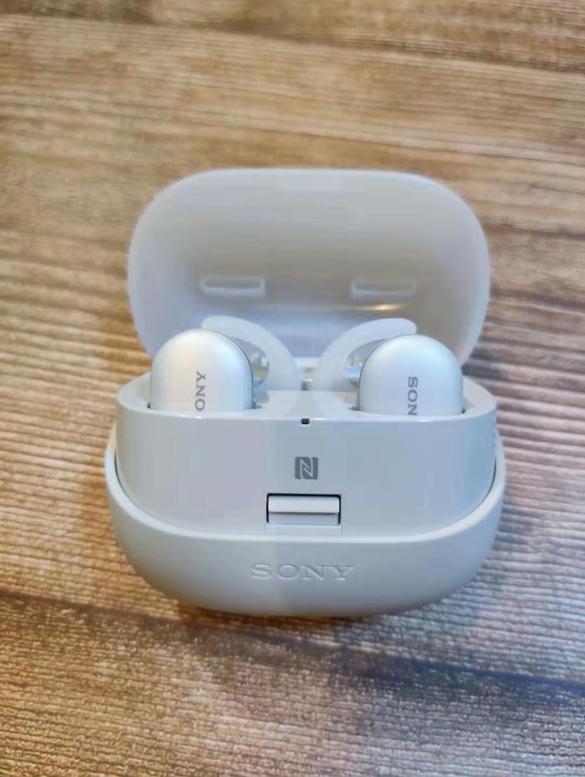 索尼wf-sp900游泳耳机入手,在游泳馆太拉风了