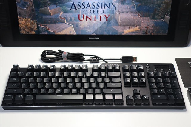 低成本电竞桌面?黑爵刺客iiak35i合金机械键盘