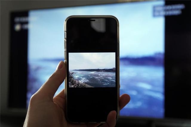 才貌双全,突破边界,海信55E4F电视开箱测评