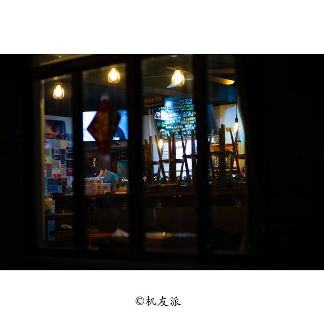 不到3K的徕卡镜头,国产七工匠75mm F1.25,享受极致虚化