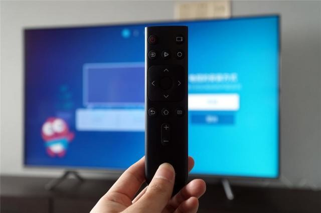 才貌双全,突破边界,海信55E4F电视开箱测评