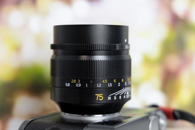 不到3K的徕卡镜头,国产七工匠75mm F1.25,享受极致虚化