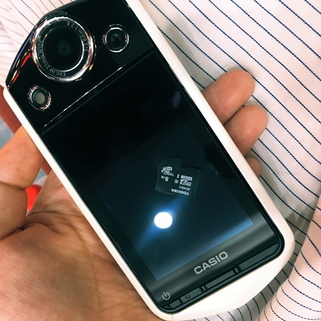 来说一说经典—卡西欧自拍神器TR300-中关村在线头条