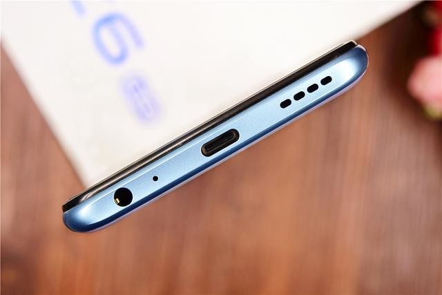 预算2000元5G手机怎么选?vivo Z6可能要更适合你!