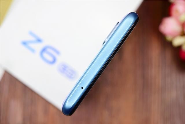 预算2000元5G手机怎么选?vivo Z6可能要更适合你!