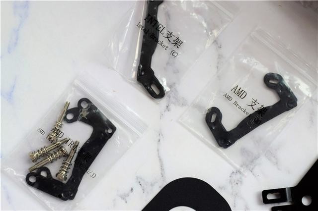 手把手教你装CPU水冷,超频三凌镜360水冷分享
