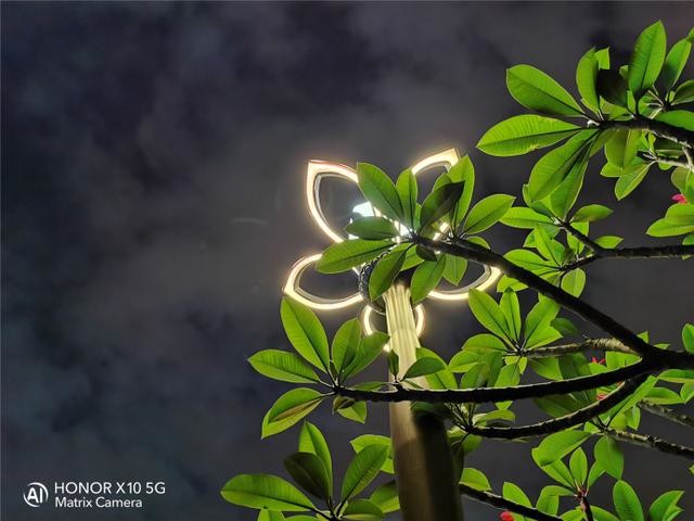 荣耀X10挑战多种极限拍摄场景:RYYB高感光真强大
