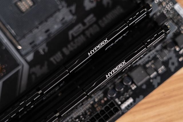 低调而不差实力:HyperX Fury DDR4雷电系列骇客神条测评