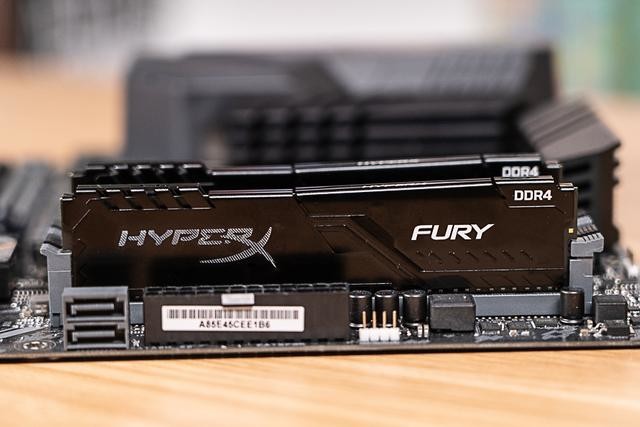 低调而不差实力:HyperX Fury DDR4雷电系列骇客神条测评