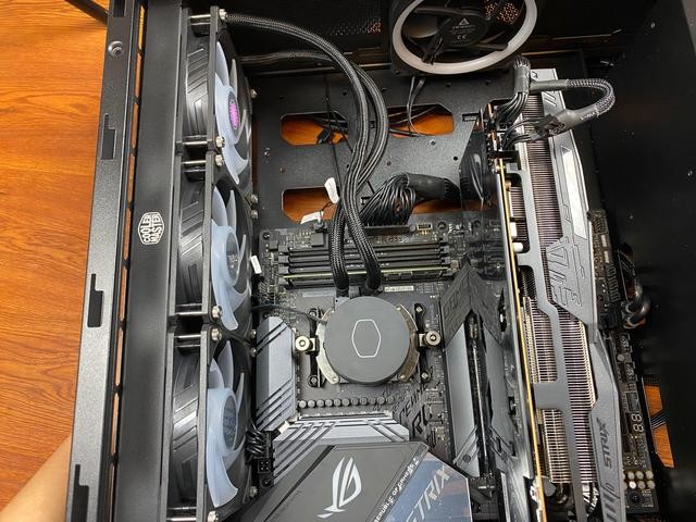 这款水冷把AMD 3700X单烤压到47℃,酷冷至尊B360水冷散热器评测