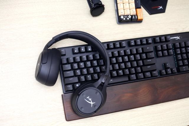 我的Hyperx套装再次升级,HyperxCloud Flight S天剑拆解看提升
