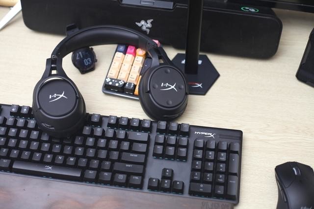 我的Hyperx套装再次升级,HyperxCloud Flight S天剑拆解看提升