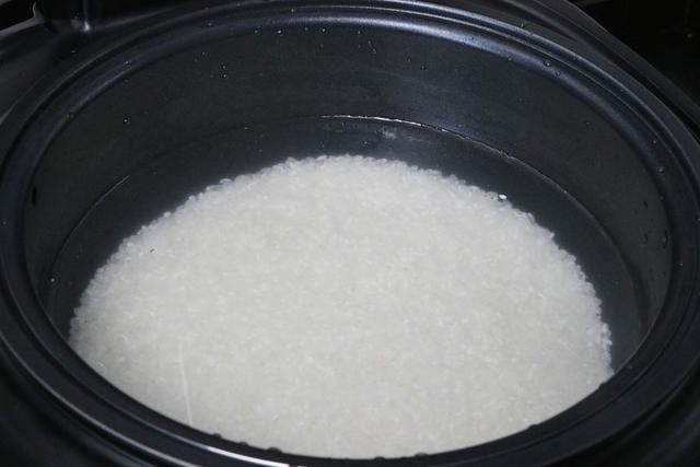 减少糖摄入助力减肥健身,上手做饭聊聊巧釜脱糖电饭煲