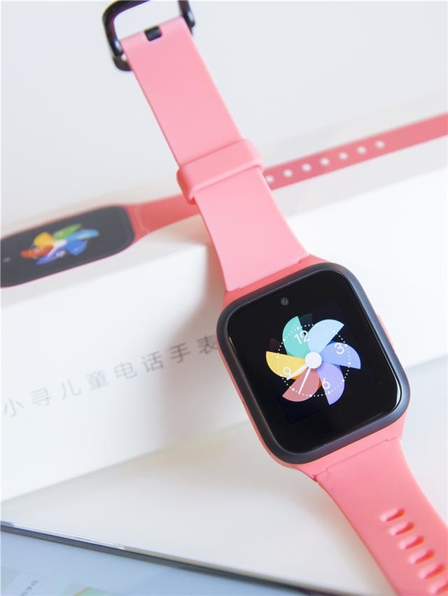 小寻儿童电话手表F1免费实测,挂wifi与摄像头的安全产品