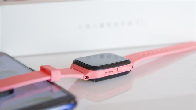 小寻儿童电话手表F1免费实测,挂wifi与摄像头的安全产品