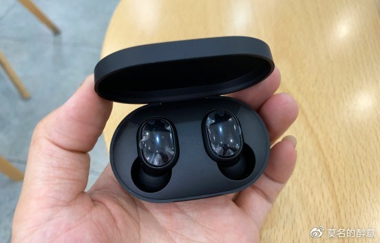 亲民价享受小米redmi airdots真无线耳机