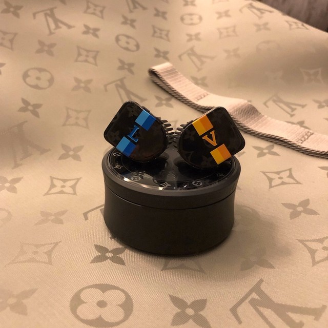 深度测评lv蓝牙耳机airpods