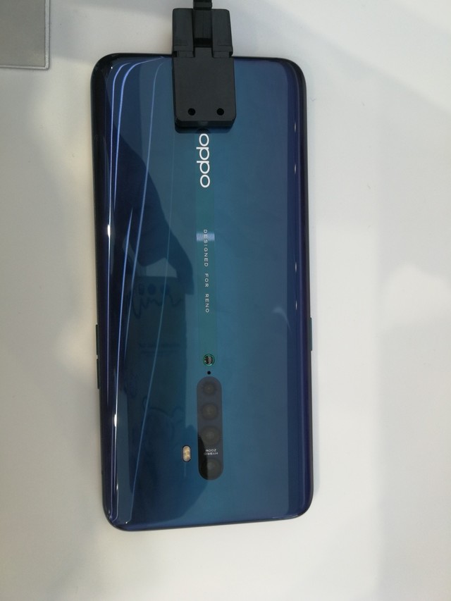 线下门店入手oppo reno2更划算