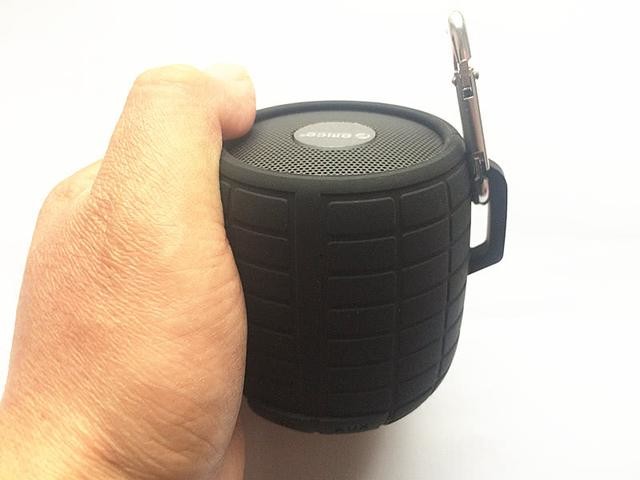 雷霆户外三防蓝牙音箱,带给你不一样的户外生活体验