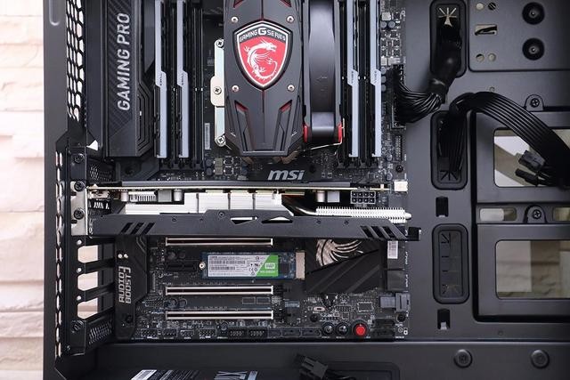 很便宜的 RX580 8G 能买吗?铭瑄 RX580 巨无霸 8G 显卡开箱测试