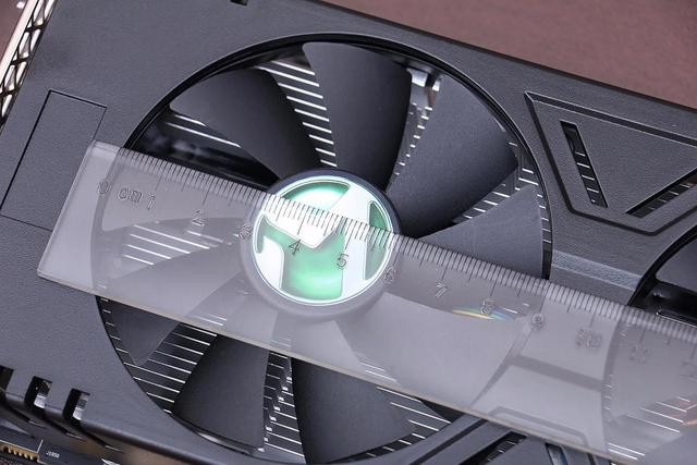 很便宜的 RX580 8G 能买吗?铭瑄 RX580 巨无霸 8G 显卡开箱测试