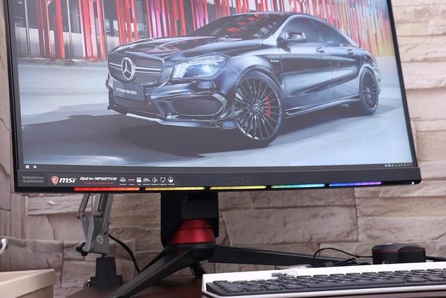 й⻹ RGB΢ Optix MPG27CQ 羺Ϸʾ