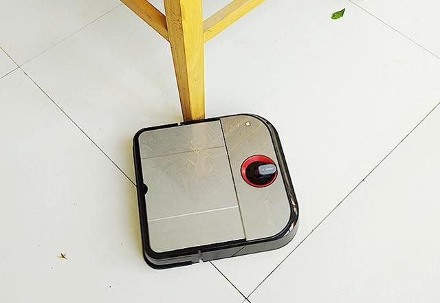 浦桑尼克GT320:家庭清洁新方式,全面清洁无死角