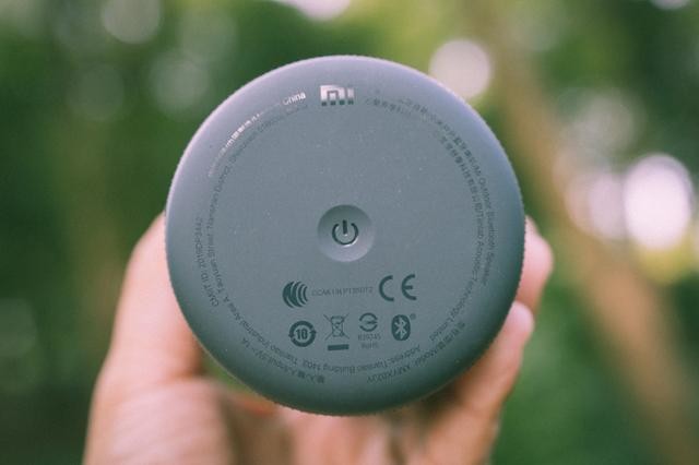 简约风格的随身音乐小伙伴,体验小米户外蓝牙音箱