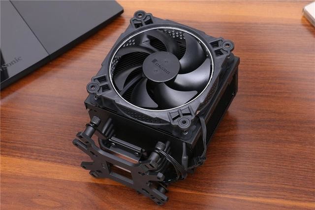 ɼԦ˫4Kʾ΢Z270+RX580װ