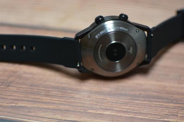 技感十足的想不帅都难爱国者bw01手表评测