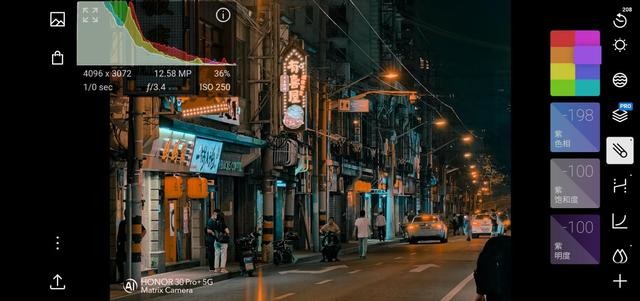 �����������ɫ��Ƭ��һ����ҫ30ϵ���ֻ�+һ���̸̳㶨