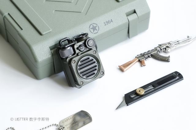 猫王野性mini蓝牙音箱小测,涂装色彩,野性十足
