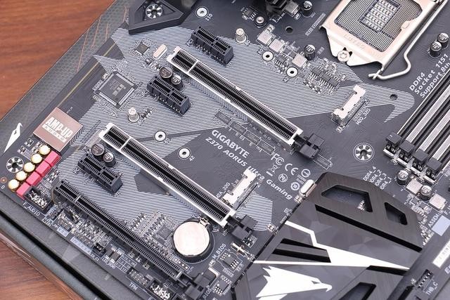i5ɵi7˴ i5-8600K +  Z370 AORUS С