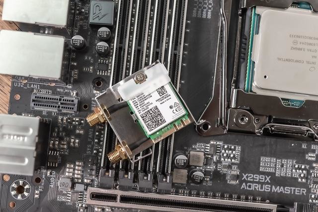 技嘉X299X AORUS MASTER主板评测:为新品CPU而生的全能型选手