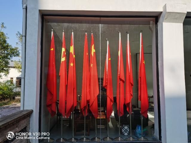 除了5G双模旗舰芯片,荣耀V30 PRO这些亮点你也应该知道