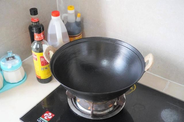 炒菜一级爽的古法铁锅:原来锅与锅之间真的差距很大