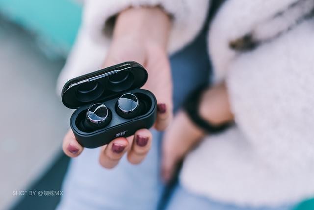 4百元内jeetairplus音质表现不输苹果