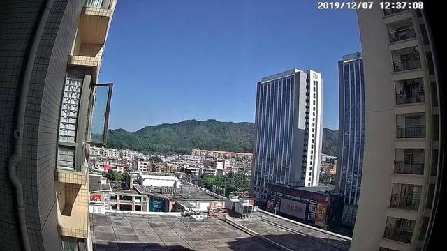 360小水滴AI版摄像头是个安全守护卫士