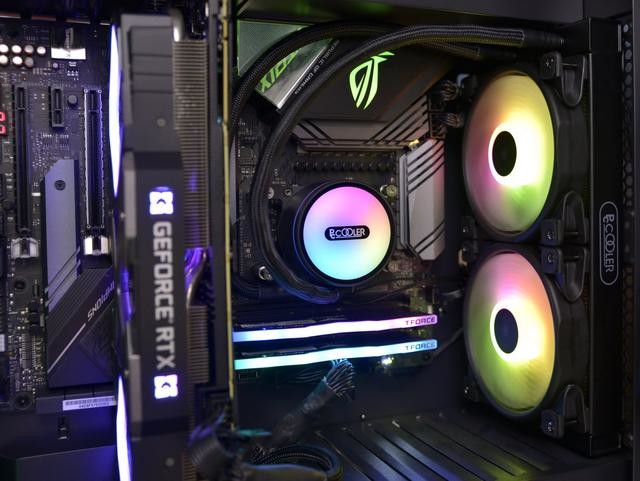全面屏ARGB灯效让整机更酷炫,超频三凌镜GI-CX240水冷散热器体验