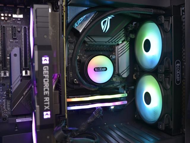 全面屏ARGB灯效让整机更酷炫,超频三凌镜GI-CX240水冷散热器体验
