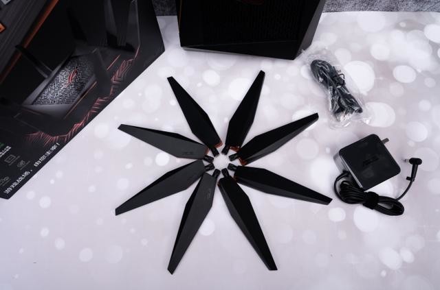 就想买个大眼睛,拒绝卡顿畅快农药ROG GT-AC5300电竞路由简评