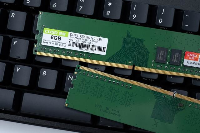 DDR4ڴ۱󣬻ϵͼ۵DDR4 3200Ƶڴ