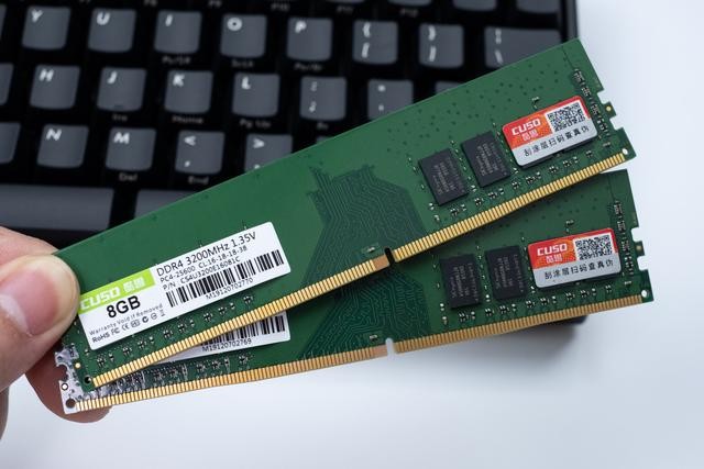 DDR4ڴ۱󣬻ϵͼ۵DDR4 3200Ƶڴ